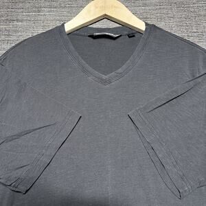 Travis Mathew Shirt Men's Large Black V Neck Short Sleeve